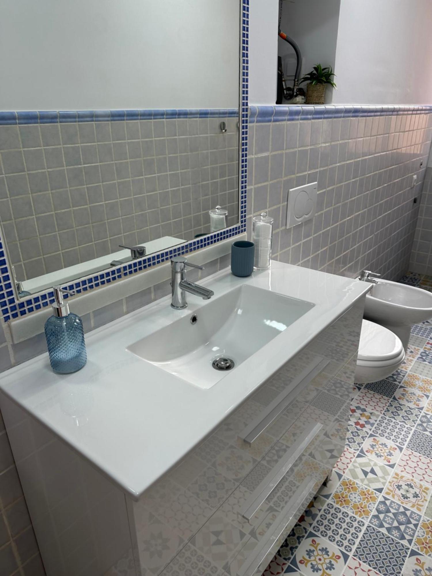 Apartamento Centrico A 12 Minutos De La Playa Almería Eksteriør bilde